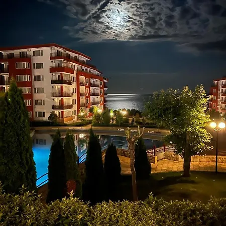 Peter Apartmanbulgaria Marina View Noks Appartamento
